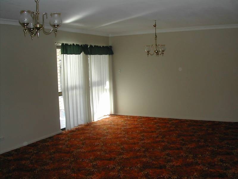 4 Couralie Street, Cowra NSW 2794