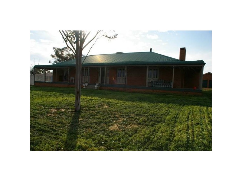 Cowra Road, Grenfell NSW 2810