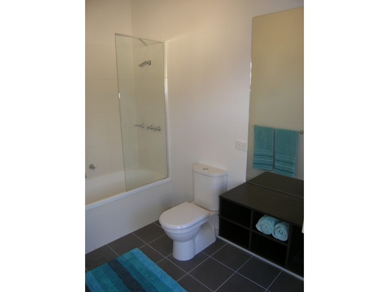 76 Lyall Street, Cowra NSW 2794