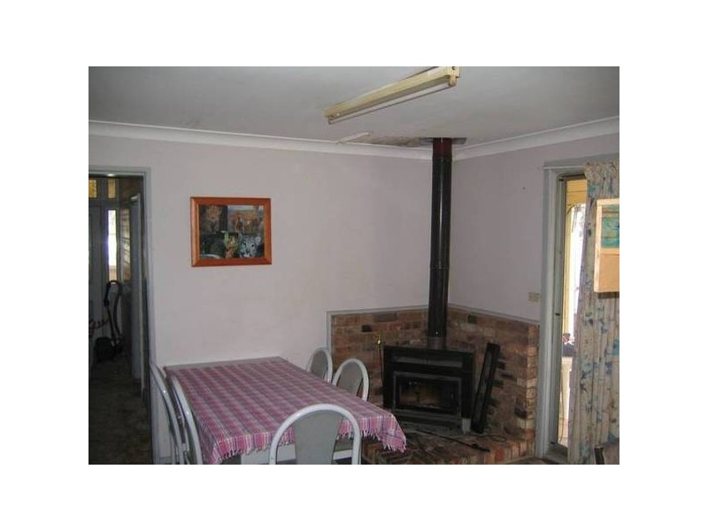 19 Melyra Street, Grenfell NSW 2810