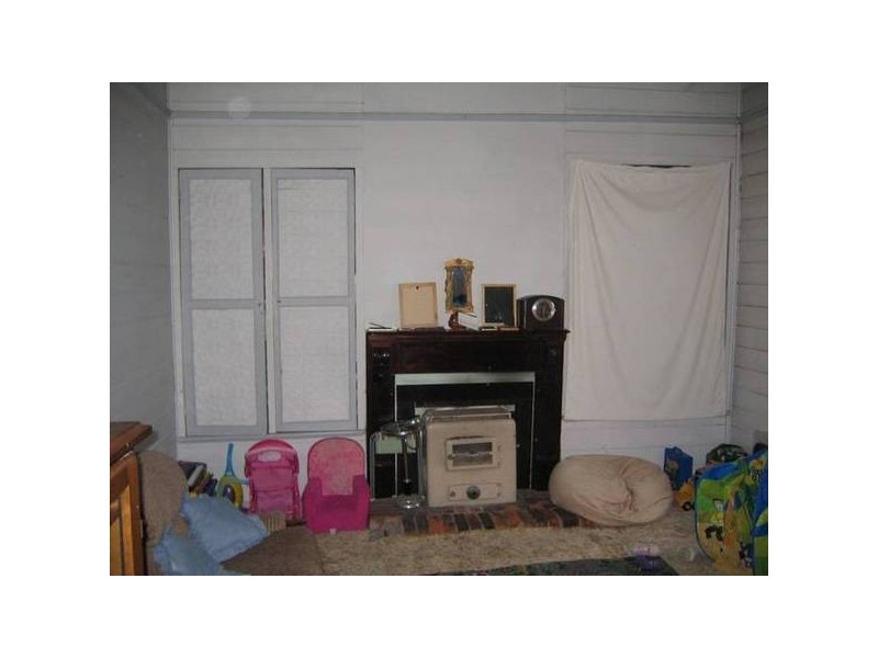 19 Melyra Street, Grenfell NSW 2810