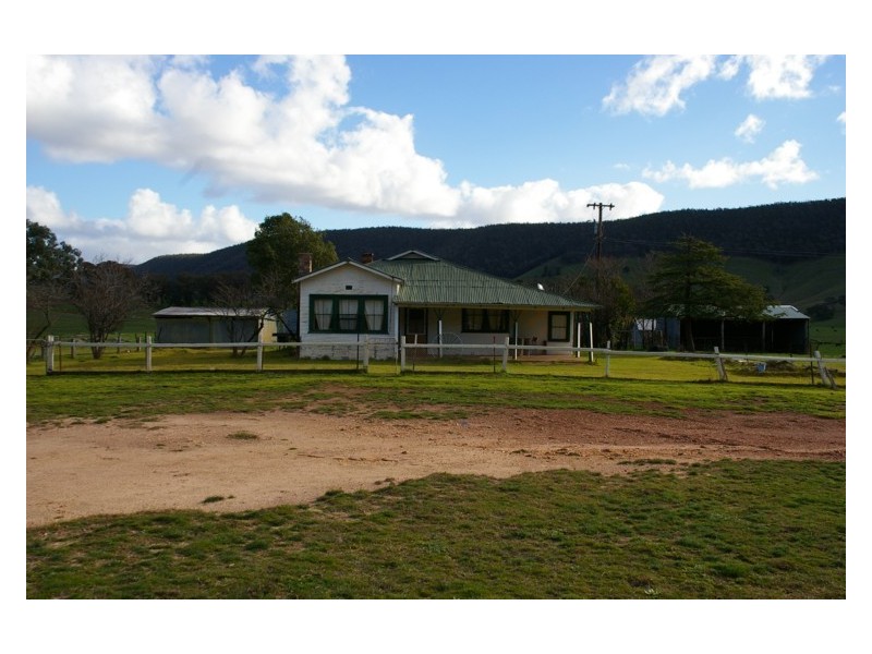 1902 Kangarooby Road, Gooloogong NSW 2805