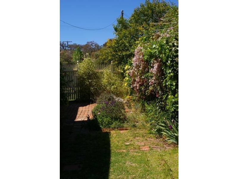 34 Lachlan Street, Cowra NSW 2794