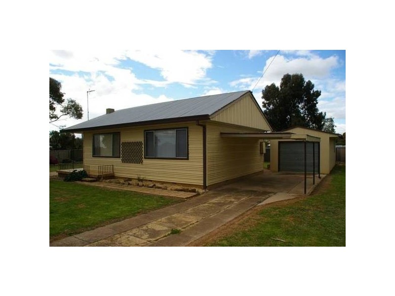41 Mulyan Street, Cowra NSW 2794