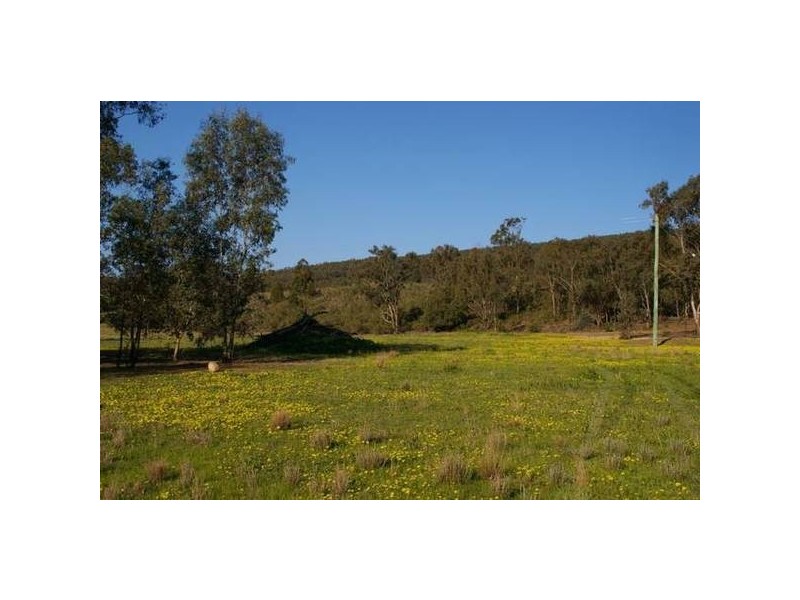 22 Kangarooby Road, Gooloogong NSW 2805