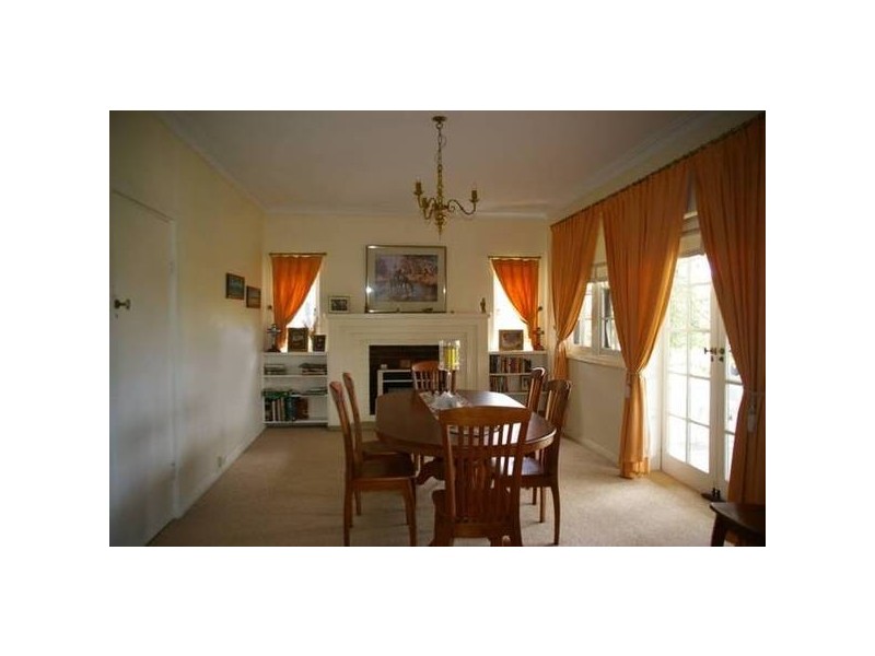 121 Bennett Springs Road, Cowra NSW 2794