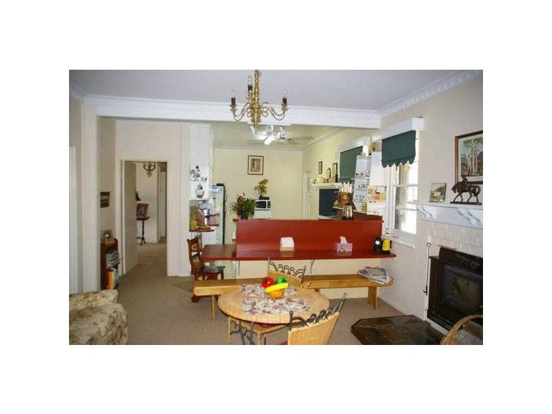 121 Bennett Springs Road, Cowra NSW 2794