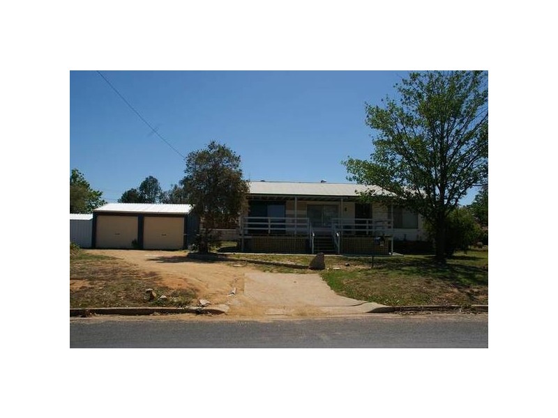 49 Mulyan Street, Cowra NSW 2794