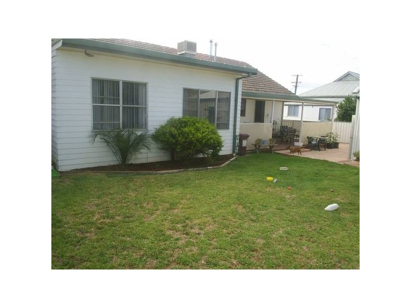 29 Brisbane Avenue, Cowra NSW 2794