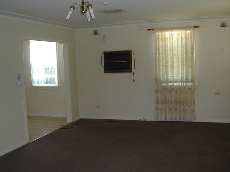 31 Victor Street, Cowra NSW 2794