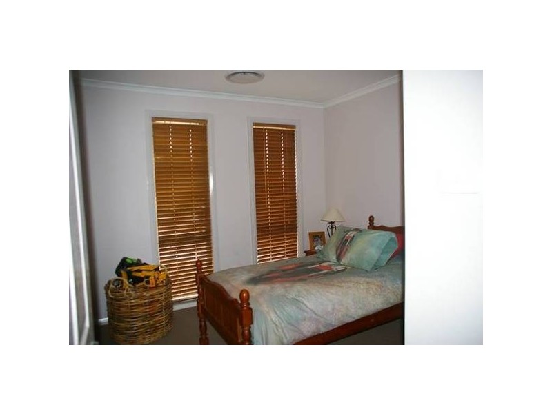 35 Nelson Street, Cowra NSW 2794