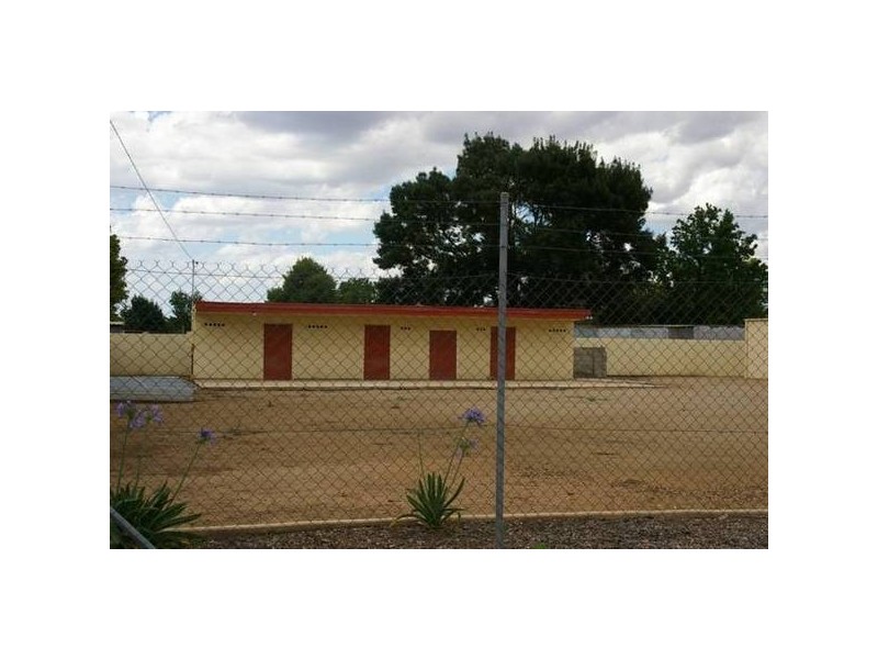 10 Cowra Road, Cowra NSW 2794