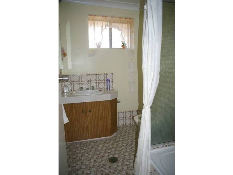 20A Macassar Street, Cowra NSW 2794