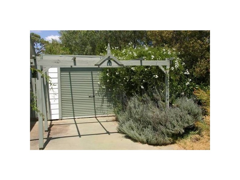 27 Dawson Drive, Cowra NSW 2794