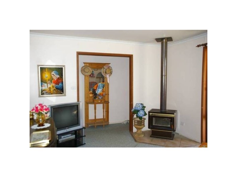 38 Makins Street, Grenfell NSW 2810