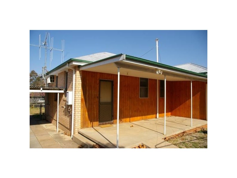 12 Myall Street, Cowra NSW 2794