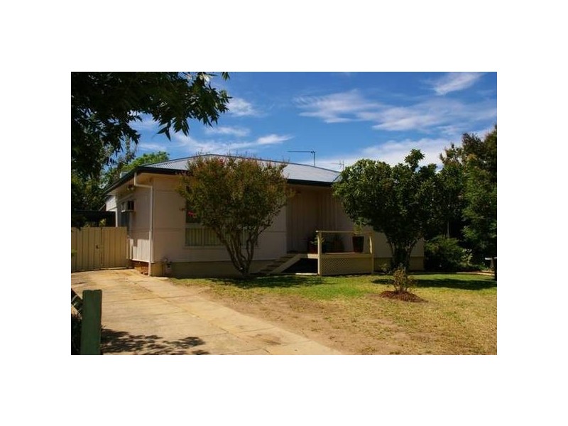 87 Lachlan Street, Cowra NSW 2794