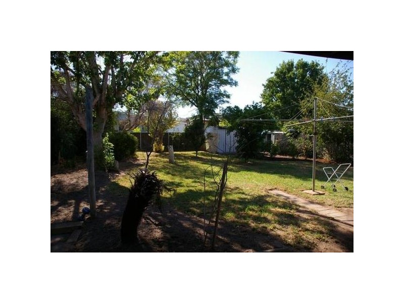 87 Lachlan Street, Cowra NSW 2794