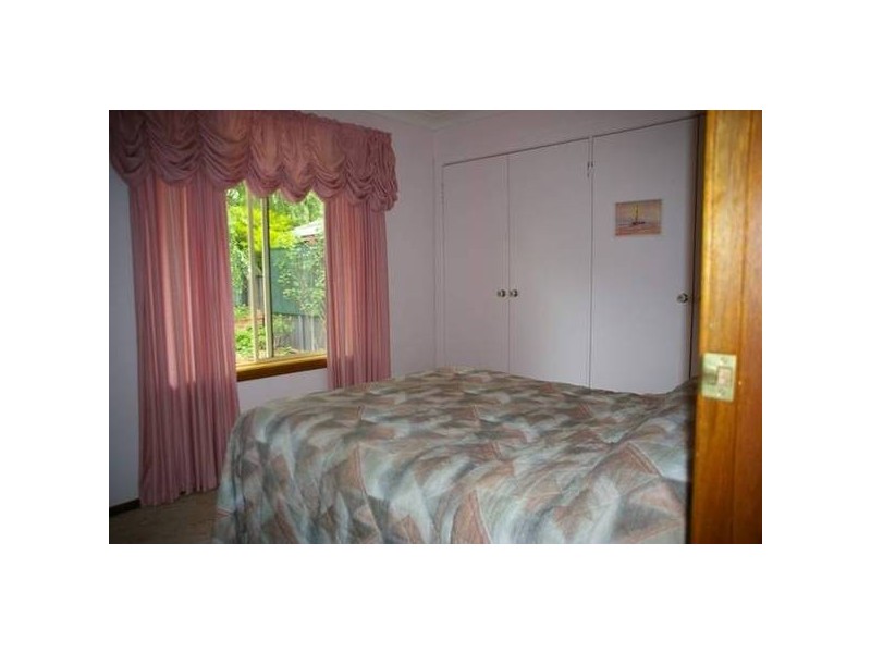 36 Nambucca Circuit, Cowra NSW 2794