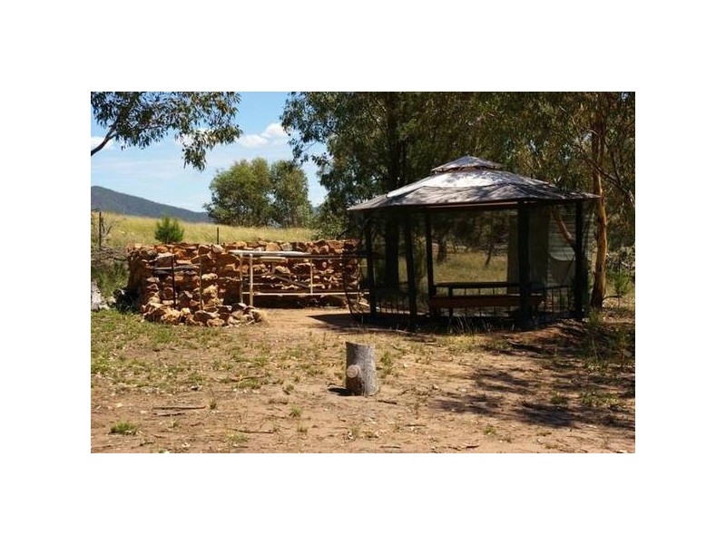 14 Kangarooby Road, Gooloogong NSW 2805