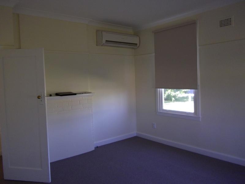 2 Dungowan Street, Cowra NSW 2794