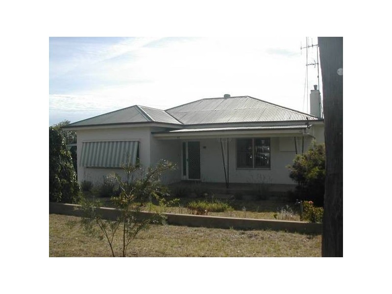 45 Fitzroy Avenue, Cowra NSW 2794