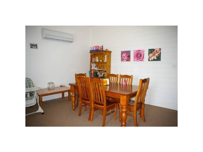 8 Coota Street, Cowra NSW 2794