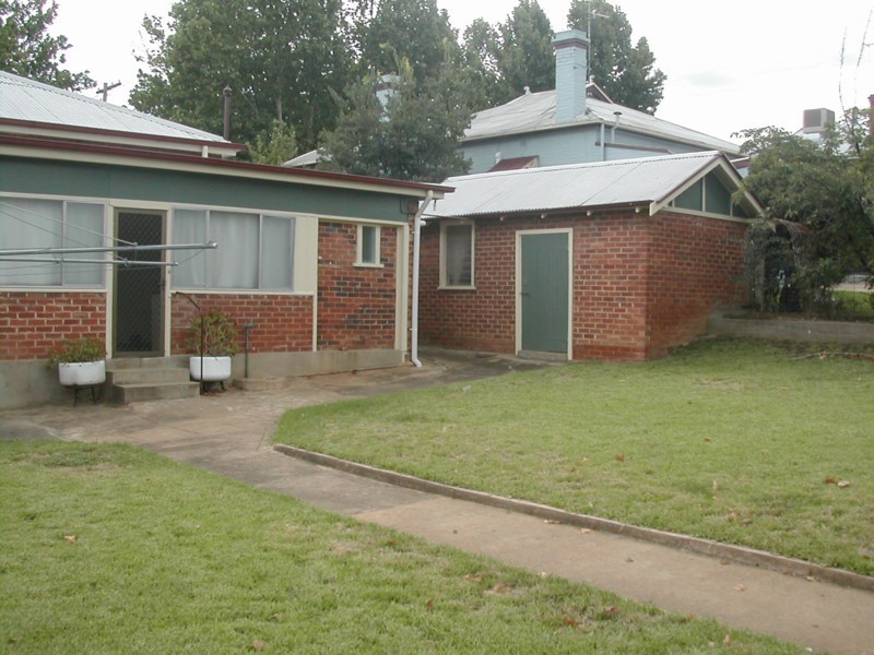79 Darling Street, Cowra NSW 2794