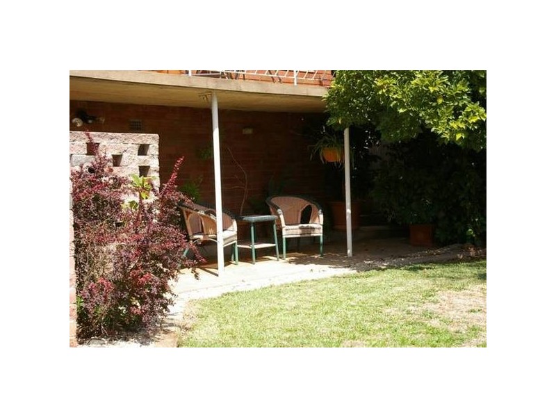 36 Lachlan Street, Cowra NSW 2794