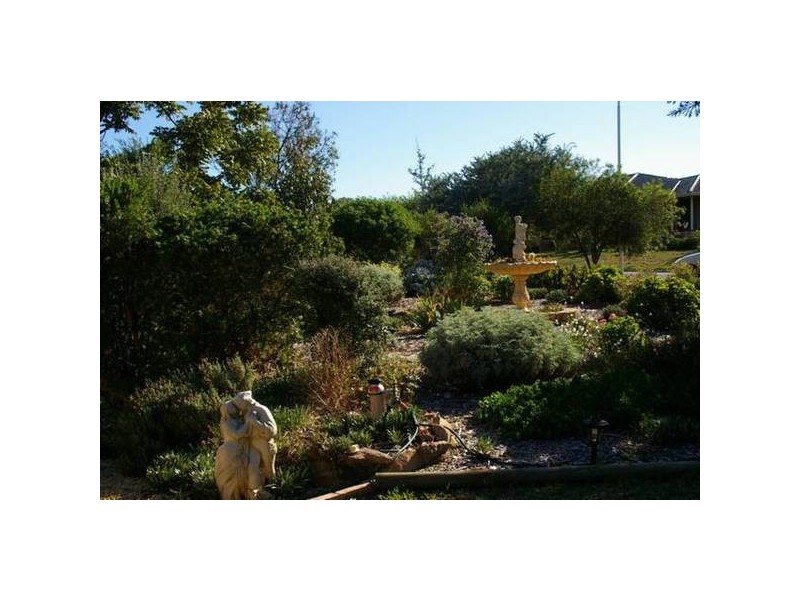 16 Flint Street, Cowra NSW 2794