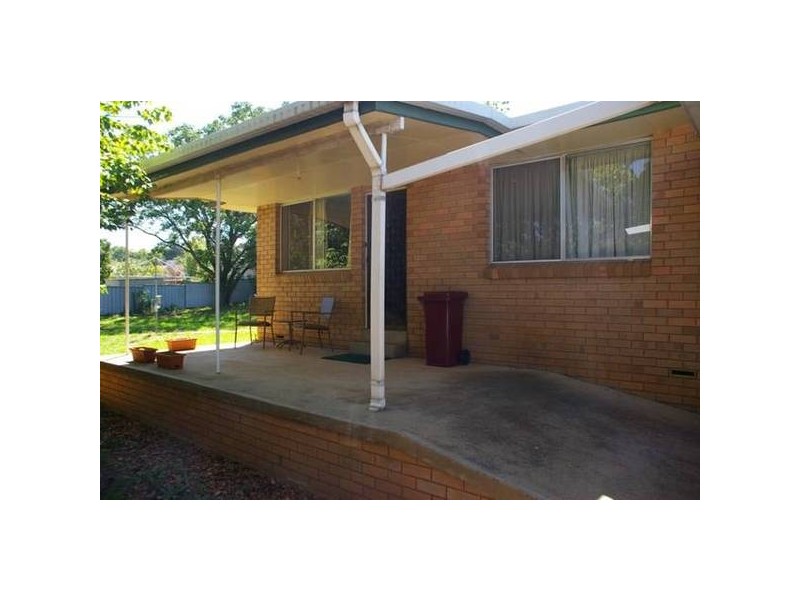 28 Comerford Street, Cowra NSW 2794