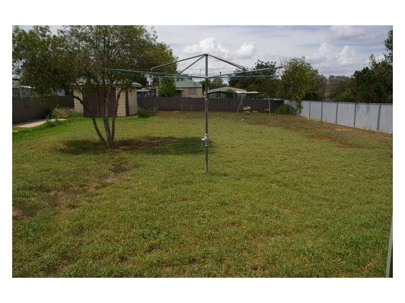 35 Victor Street, Cowra NSW 2794