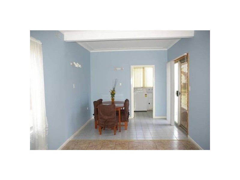 11 Nelson Street, Cowra NSW 2794