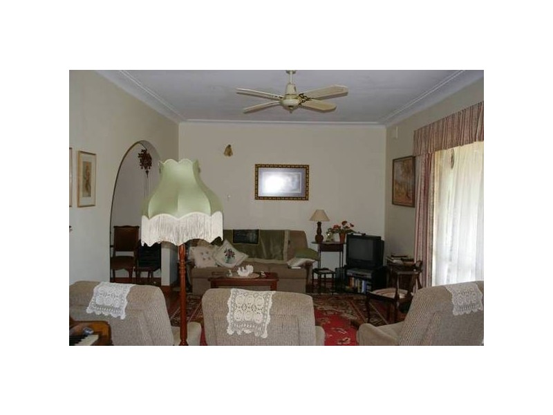 . Grenfell Road, Cowra NSW 2794