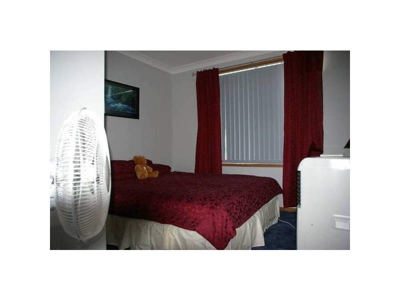 2 Burrett Street, Grenfell NSW 2810