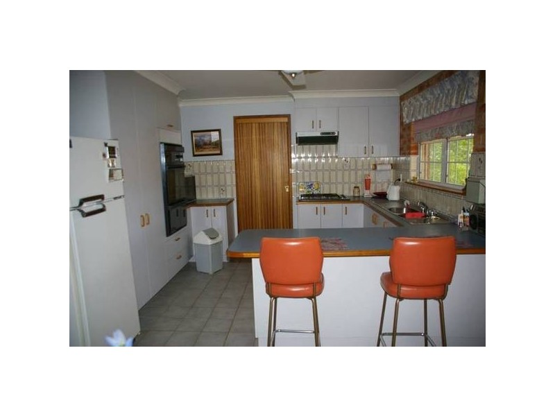 4 Yarrawonga Crescent, Cowra NSW 2794