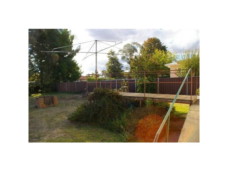 112 Lachlan Street, Cowra NSW 2794
