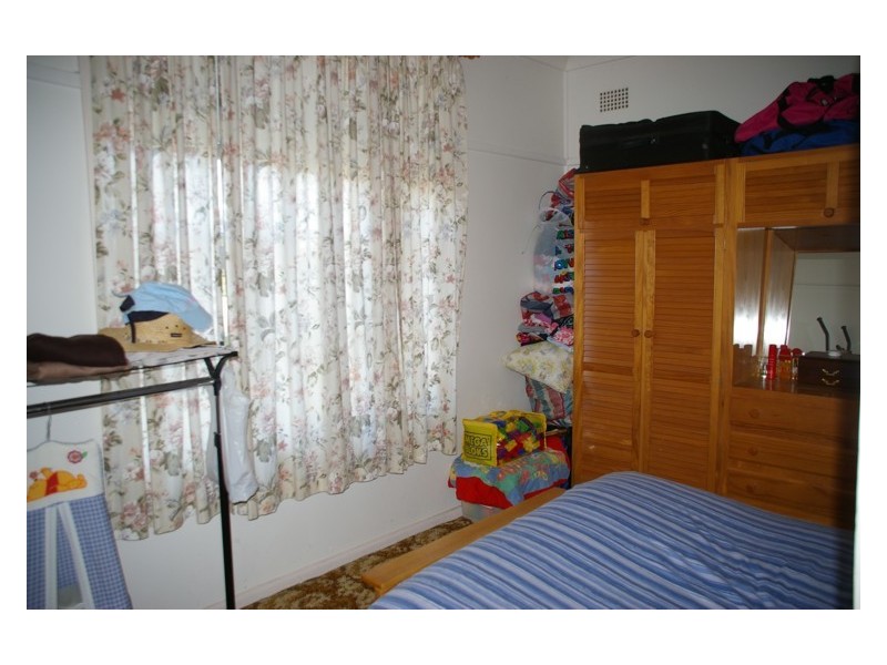 16 Myall Street, Cowra NSW 2794