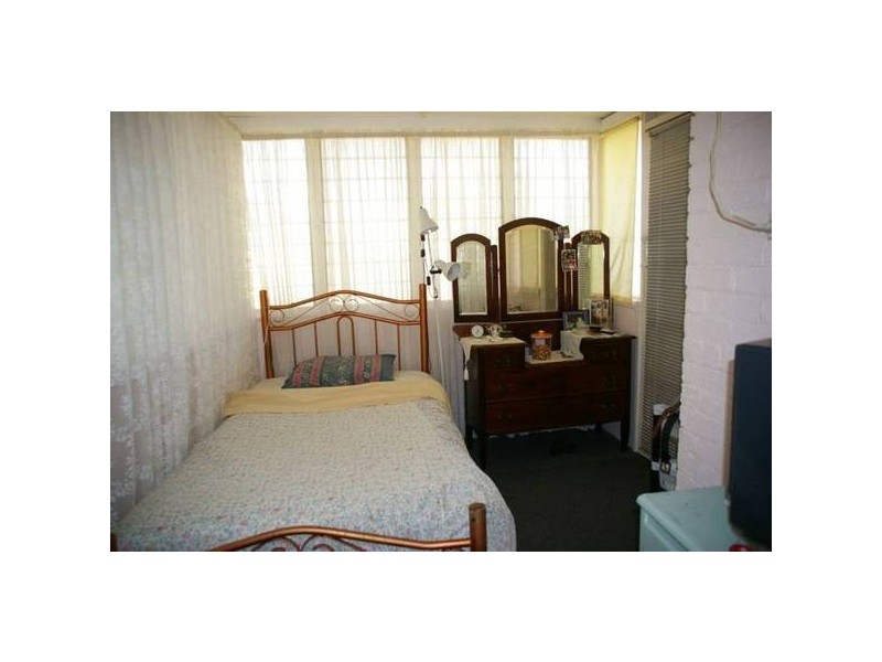 10 Baronga Street, Cowra NSW 2794