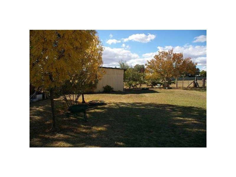 10 Baronga Street, Cowra NSW 2794
