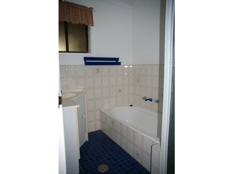 34 Evans Street, Cowra NSW 2794