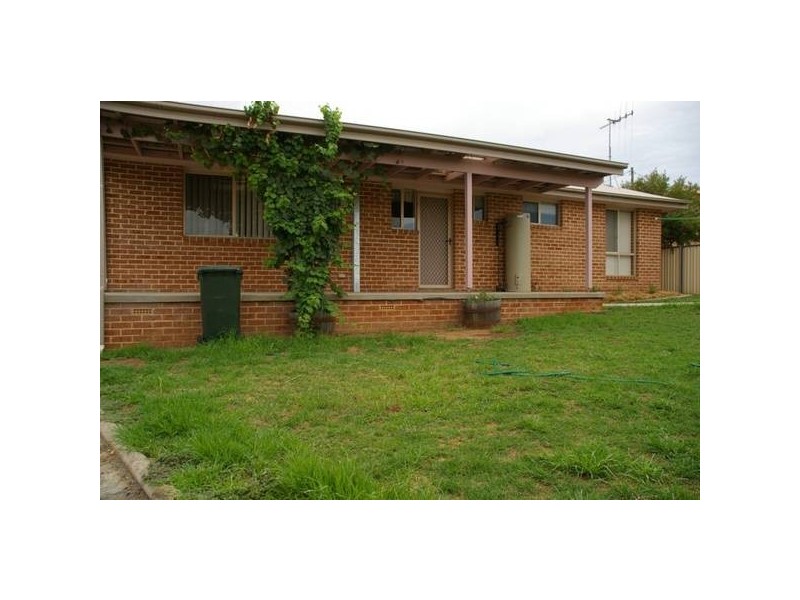 22 Taragala Street, Cowra NSW 2794