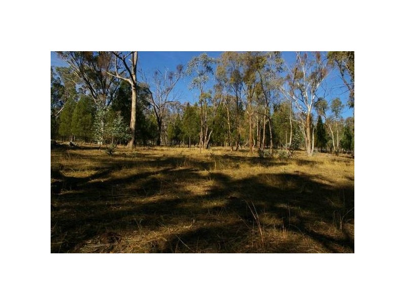 34 Cobb Way, Woodstock NSW 2793