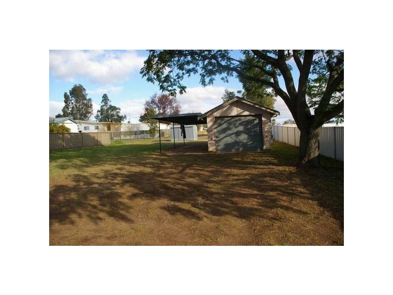 29 Eulo Street, Cowra NSW 2794