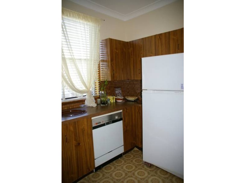 10 Whitby Street, Cowra NSW 2794