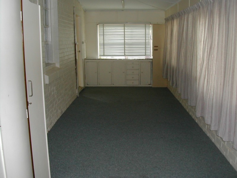 8 Liverpool Street, Cowra NSW 2794