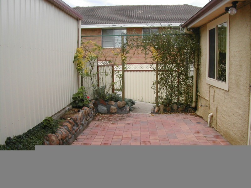 8 Liverpool Street, Cowra NSW 2794