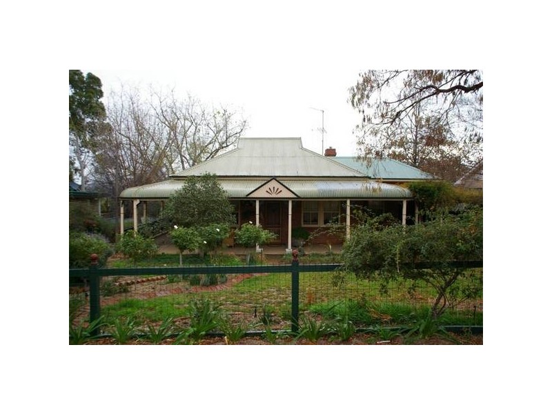 16 Binni Creek Road, Cowra NSW 2794