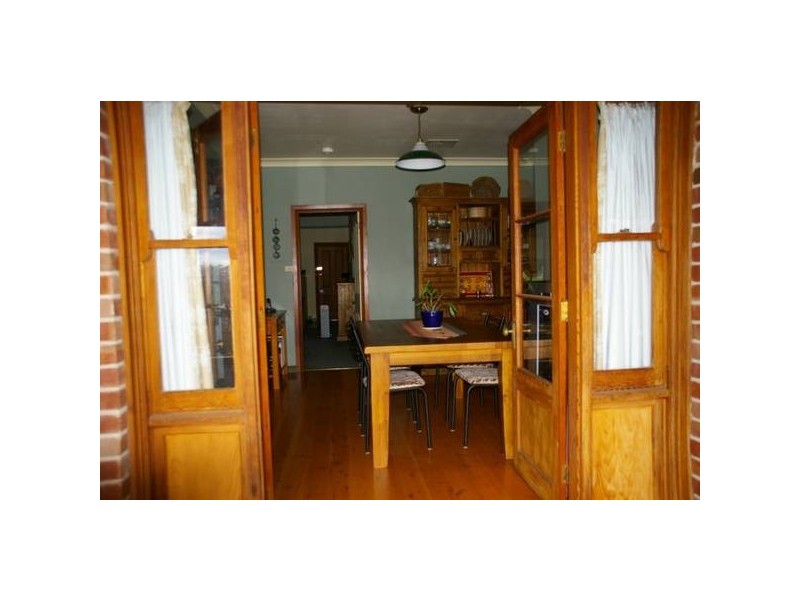 16 Binni Creek Road, Cowra NSW 2794