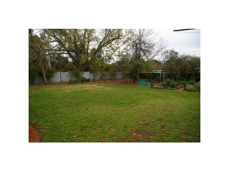 16 Binni Creek Road, Cowra NSW 2794